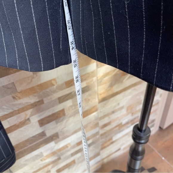 Ann Taylor Pinstripe Pantsuit Blazer Size 8 Petite 10 NWT - Picture 4 of 15